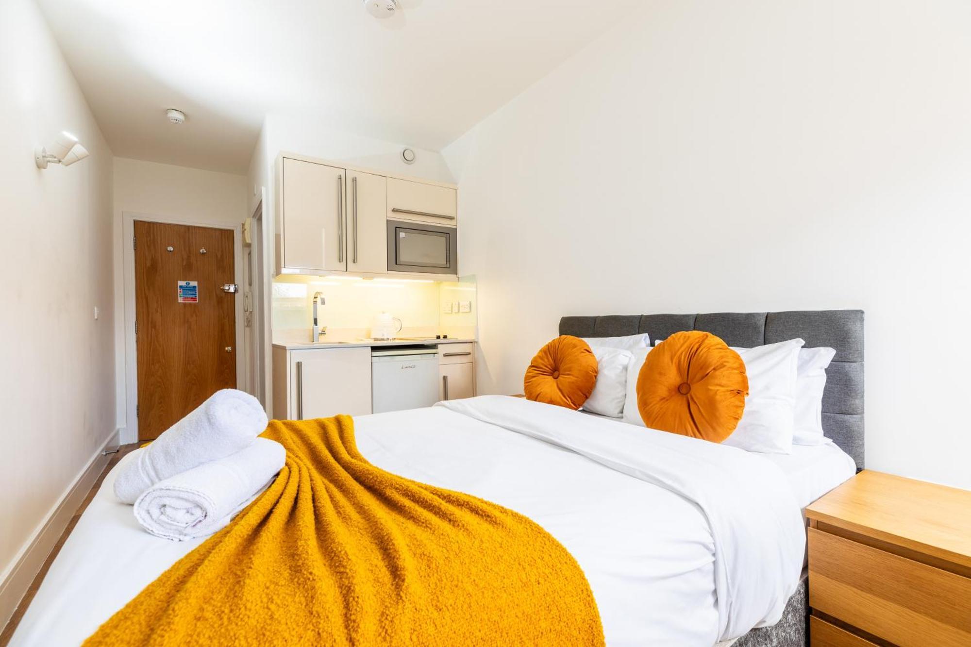 Clarges- Hsk Suites Londra Exterior foto